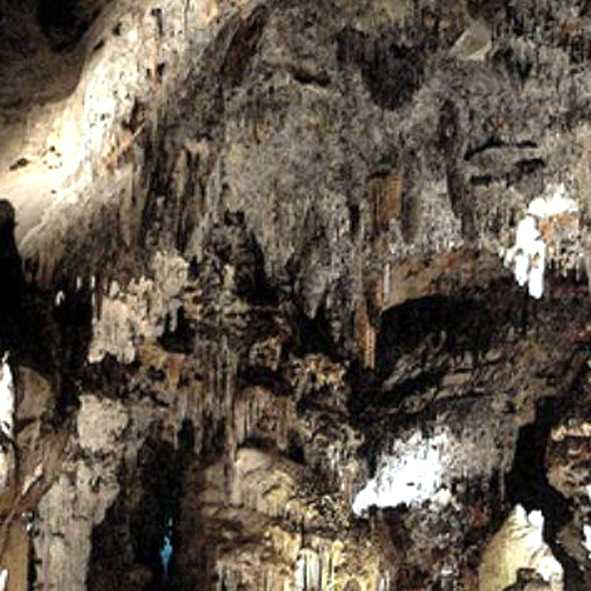 Grutas Lazaro Cardenas